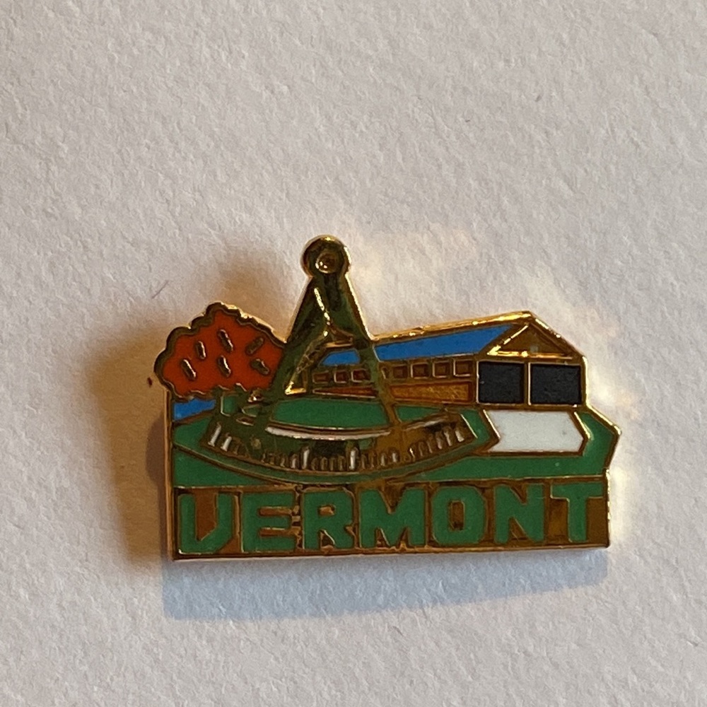 Vermont free mason tie tac pin